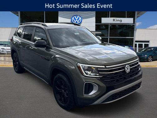 2025 Volkswagen Atlas 2.0T Peak Edition