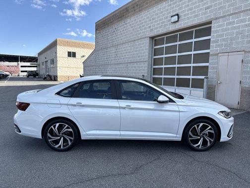 2025 Volkswagen Jetta 1.5T SEL