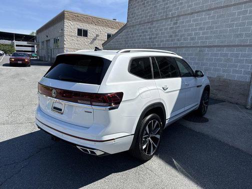 2025 Volkswagen Atlas 2.0T SEL Premium R-Line 4MOTION