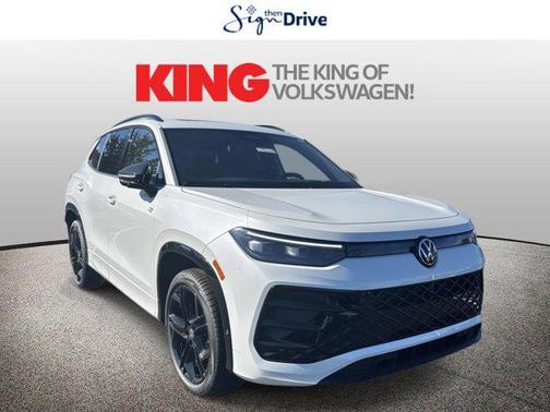 2025 Volkswagen Tiguan 2.0T SE R-Line Black 4MOTION