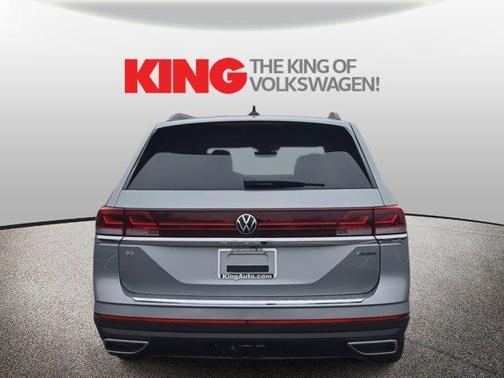 2026 Volkswagen Atlas 2.0T SE w/Technology 4MOTION