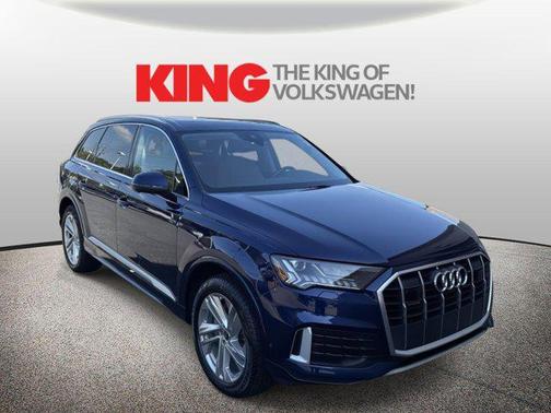 2022 Audi Q7 45 Premium Plus