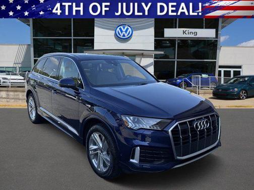 2022 Audi Q7 45 Premium Plus