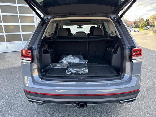 2025 Volkswagen Atlas 2.0T SEL