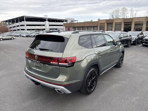 2025 Volkswagen Atlas 2.0T Peak Edition