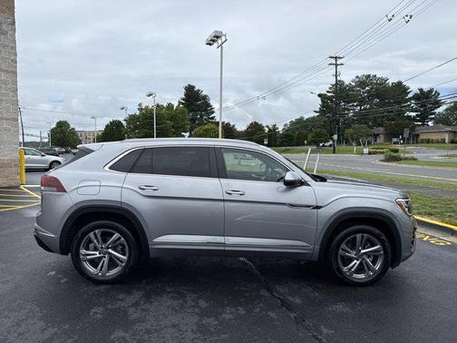 2024 Volkswagen Atlas Cross Sport 2.0T SEL