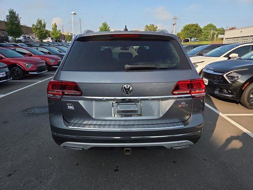 2018 Volkswagen Atlas 3.6L SEL Premium