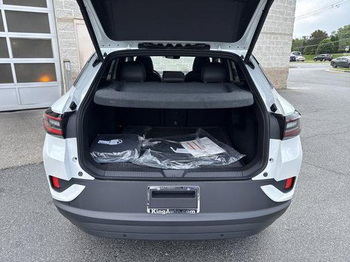 2025 Volkswagen ID.4 Pro