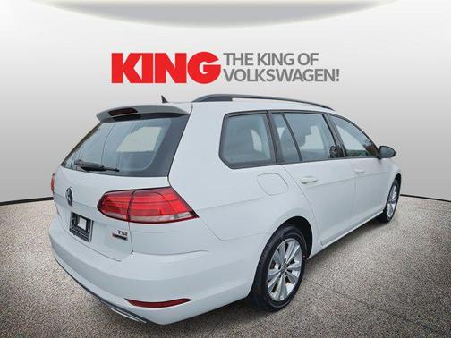 2018 Volkswagen Golf SportWagen TSI S