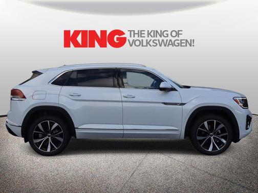 2026 Volkswagen Atlas Cross Sport 2.0T SEL Premium