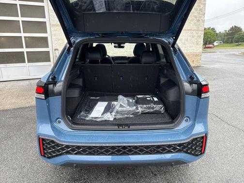 2025 Volkswagen Tiguan 2.0T SE R-Line Black 4MOTION