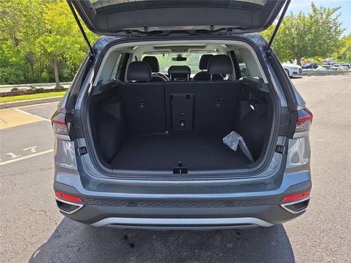 Gray 2026 Volkswagen Taos SE