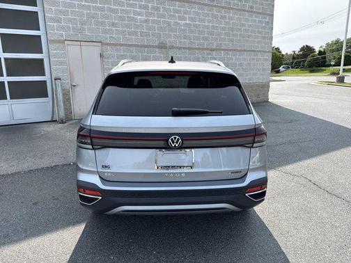 2025 Volkswagen Taos 1.5T SEL