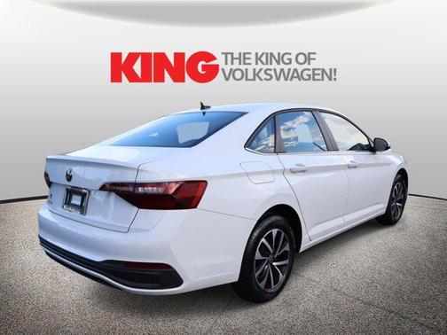 Pure White 2023 Volkswagen Jetta 1.5T S