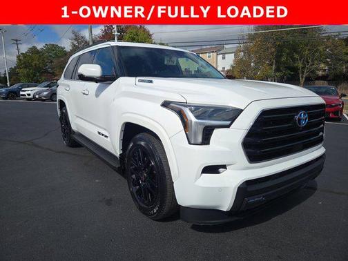 2023 Toyota Sequoia SR5