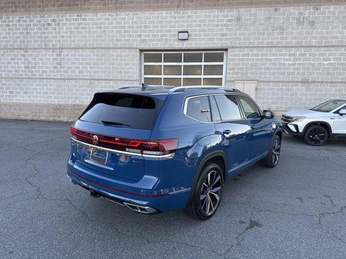 2025 Volkswagen Atlas 2.0T SEL Premium R-Line 4MOTION