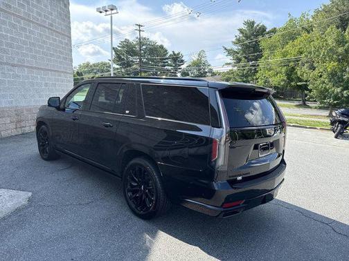 2022 Cadillac Escalade ESV Sport