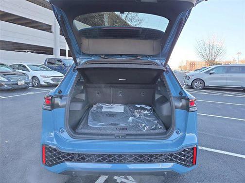 2026 Volkswagen Tiguan 2.0T SEL R-Line 4MOTION