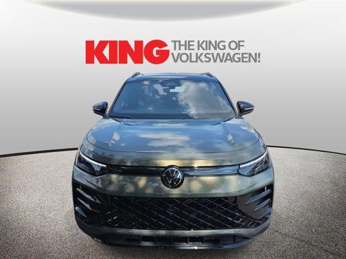 2025 Volkswagen Tiguan 2.0T SE R-Line Black 4MOTION
