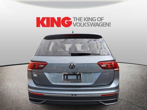 Platinum Gray Metallic 2022 Volkswagen Tiguan 2.0T SE 4MOTION