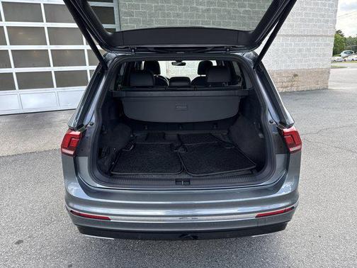 2021 Volkswagen Tiguan 2.0T SEL R-Line 4MOTION