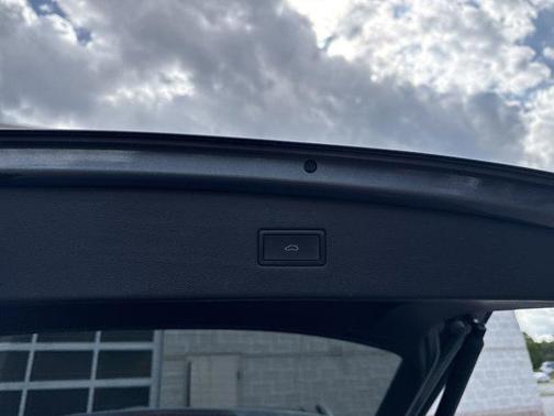 2021 Volkswagen Tiguan 2.0T SEL R-Line 4MOTION
