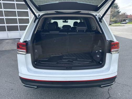2022 Volkswagen Atlas 3.6L SE w/Technology