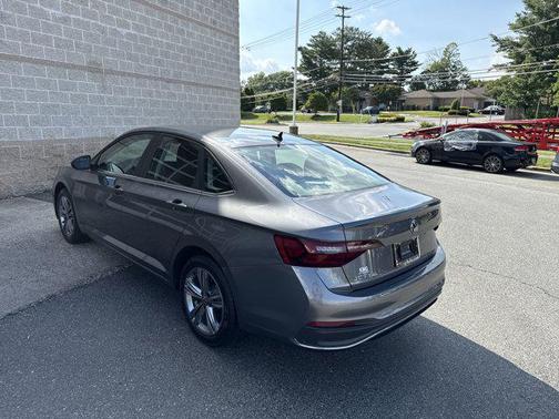 2024 Volkswagen Jetta 1.5T SE