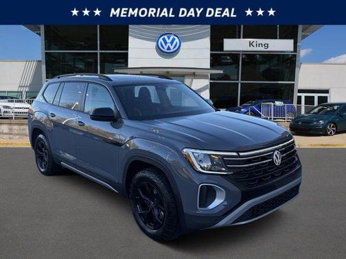 2025 Volkswagen Atlas 2.0T Peak Edition