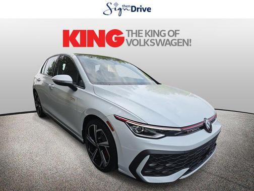 2025 Volkswagen Golf GTI 2.0T SE DSG