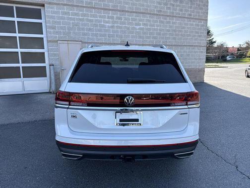2025 Volkswagen Atlas 2.0T SEL