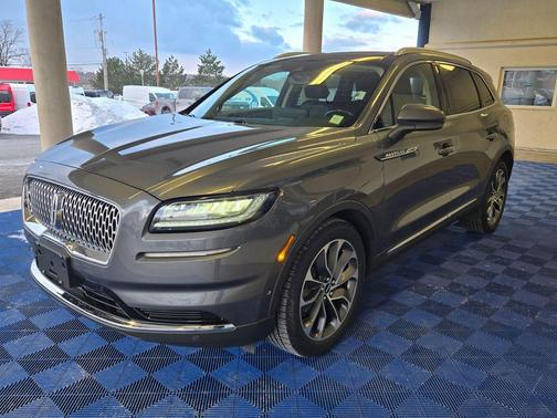 2022 Lincoln Nautilus Reserve