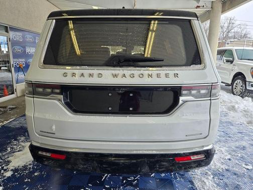 2023 Jeep Grand Wagoneer Series III