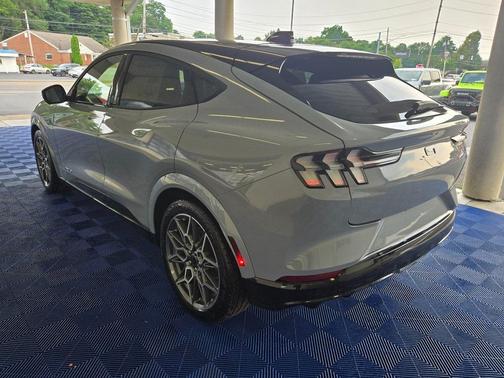 2025 Ford Mustang Mach-E GT