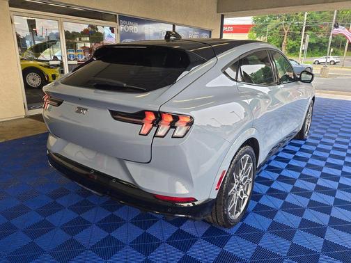 2025 Ford Mustang Mach-E GT