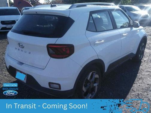 2024 Hyundai VENUE SEL