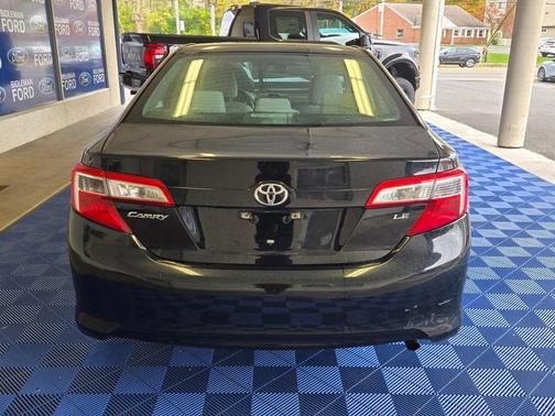 2014 Toyota Camry LE