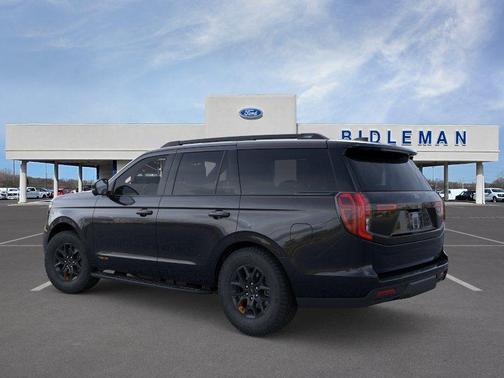 Agate Black Metallic 2026 Ford Expedition Tremor