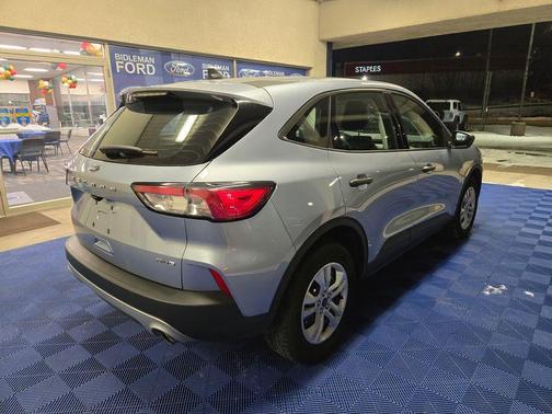 2022 Ford Escape S