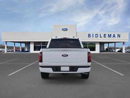 Oxford White 2026 Ford F-150 XLT