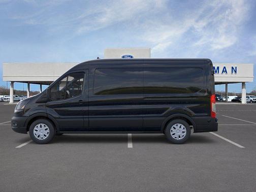 Agate Black Metallic 2026 Ford Transit-250 148 WB Medium Roof Cargo