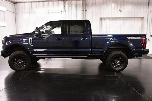 Blue Metallic 2022 Ford F-250 Lariat