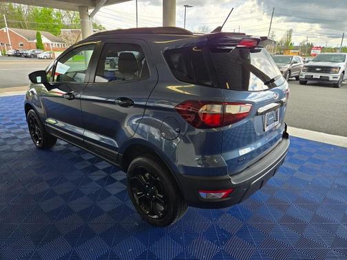2022 Ford EcoSport SES