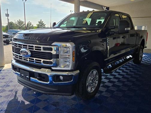 2026 Ford F-350 XLT