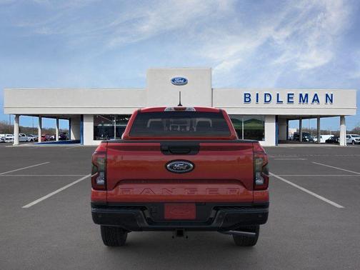 Ruby Red Metallic Tinted Clearcoat 2025 Ford Ranger XLT