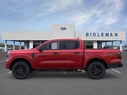 Ruby Red Metallic Tinted Clearcoat 2025 Ford Ranger XLT