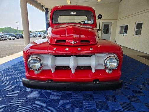1952 Ford F1 