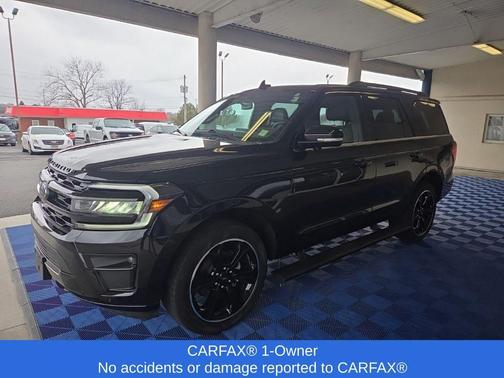 Agate Black Metallic 2023 Ford Expedition Limited