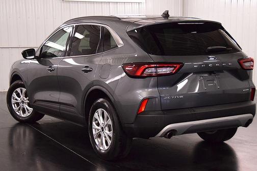 Carbonized Gray Metallic 2023 Ford Escape Active