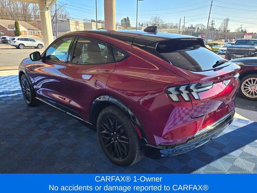 2025 Ford Mustang Mach-E Premium